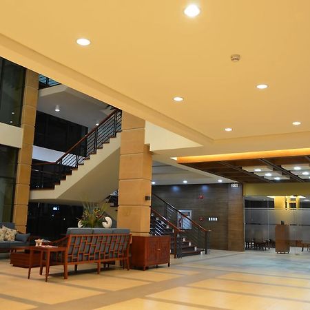 Rivermount Hotel And Resort Sarrat Exterior foto