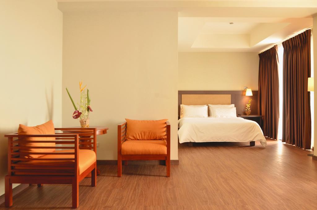 Rivermount Hotel And Resort Sarrat Exterior foto